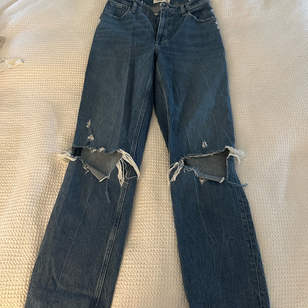 Abercrombie Curve Love Ultra High Rise 90s Straight Distressed Blue Jeans